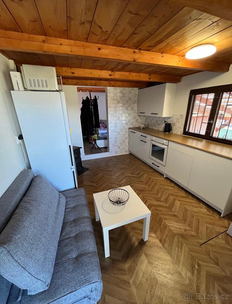 Prodám chatu v Karlových Varech - 4