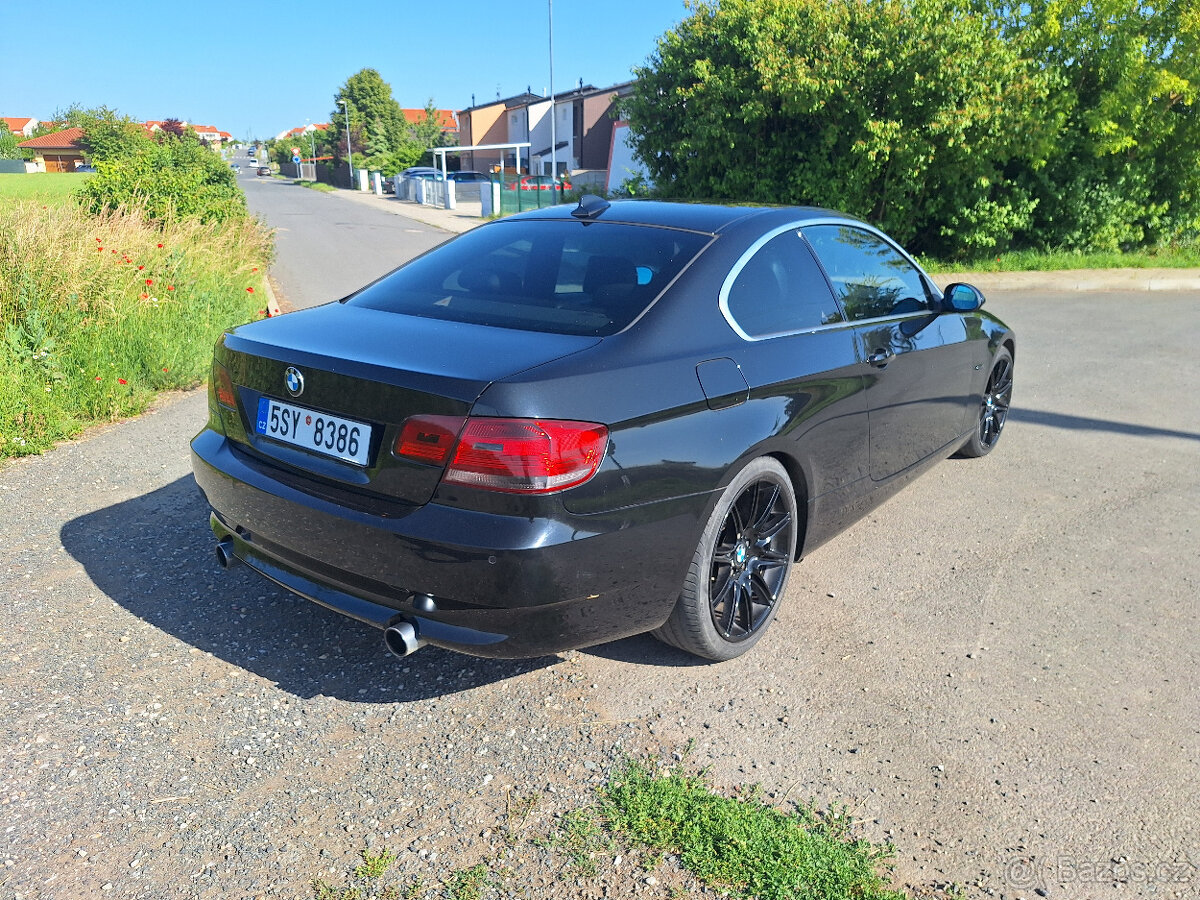 BMW 335i e92, automat, zadokolka, R19 - 4