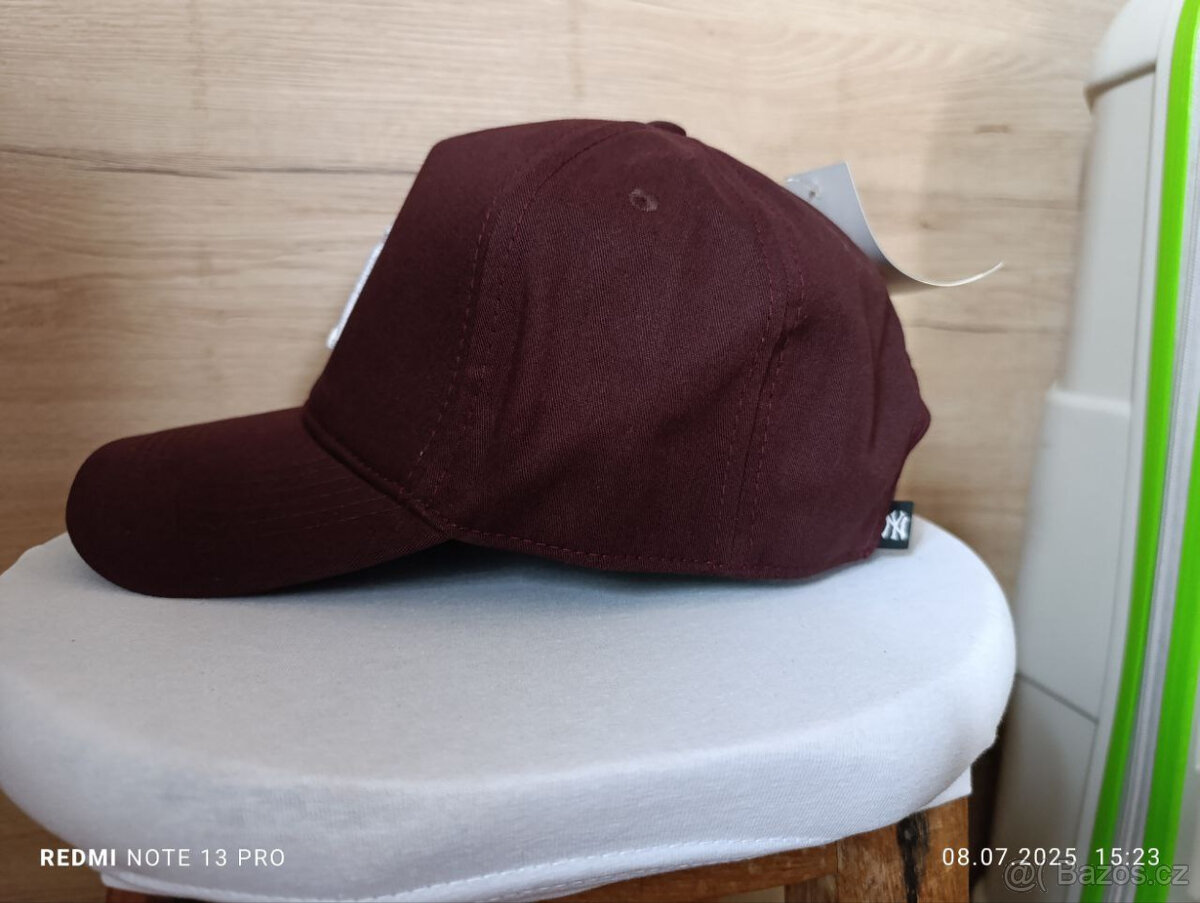 NY (New York Yankees) - 4