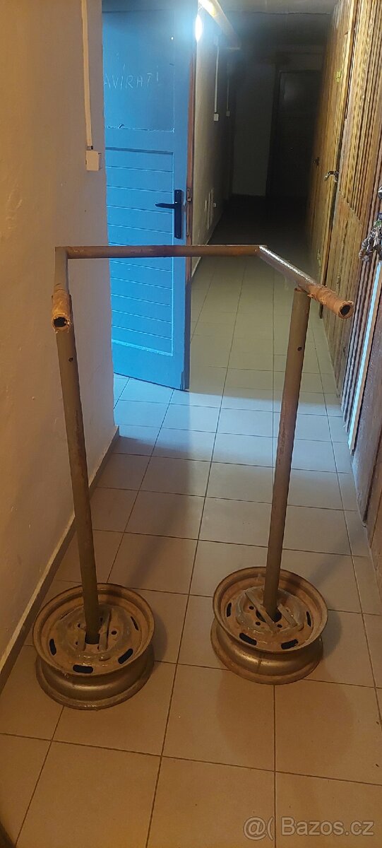 Zbytek domácí posilovny - 4