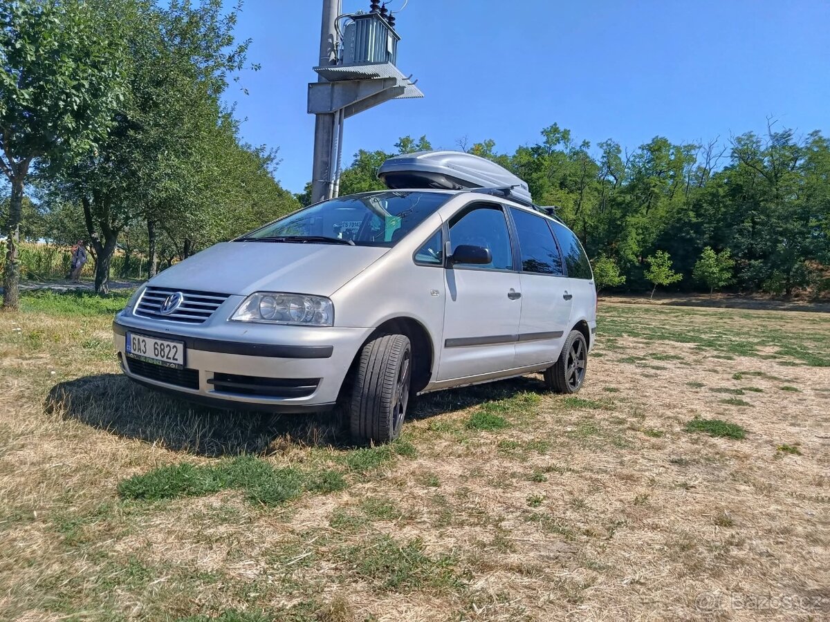 Sharan - 4