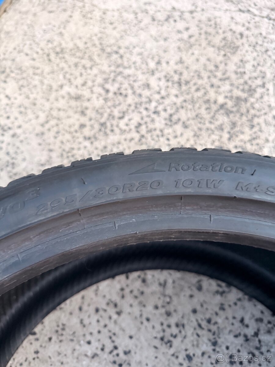 Zimní pneu Hankook 295/30R20 - 4