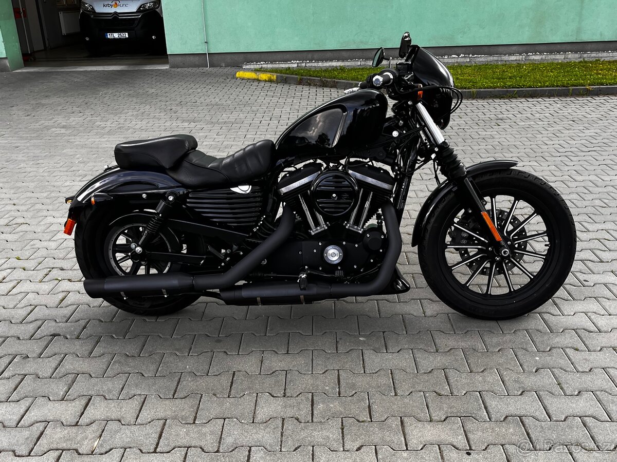 Harley Davidson Iron 883 - 4