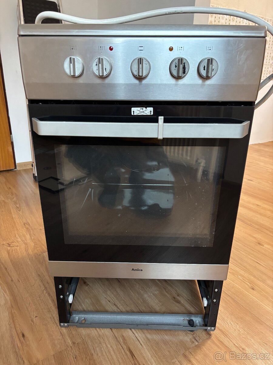 Sklokeramický sporák Amica - 4