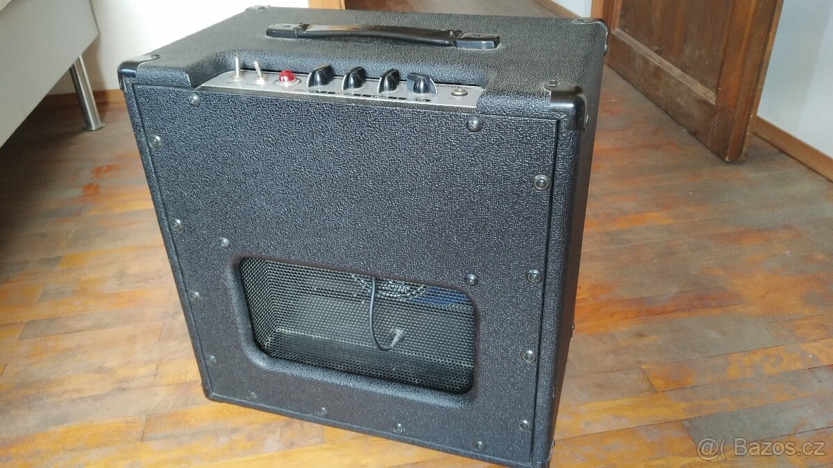 Kytarové celolampove kombo Black Heart BH15-112 - 4