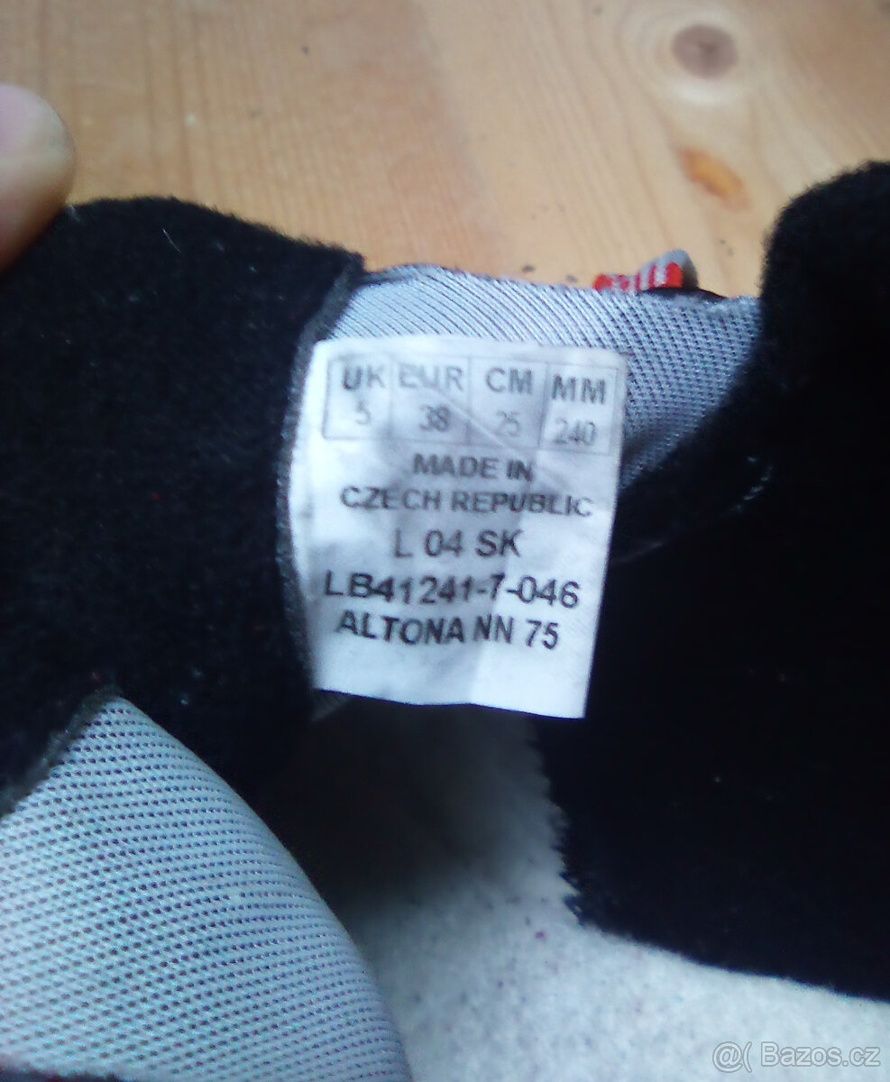 Dětské běžky s hůlkami a botama - 4