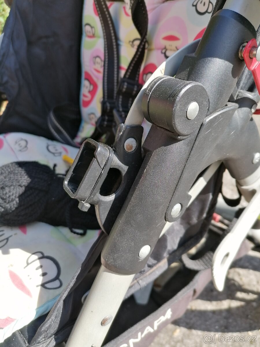 Kočárek, golfky Valco Snap 4 - 4