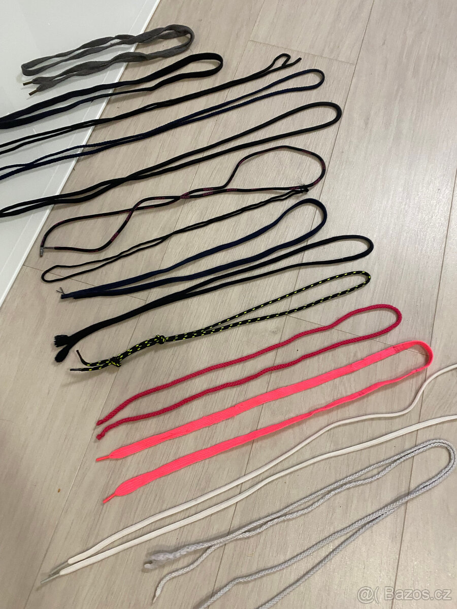 Tkaničky, šňůrky - 4
