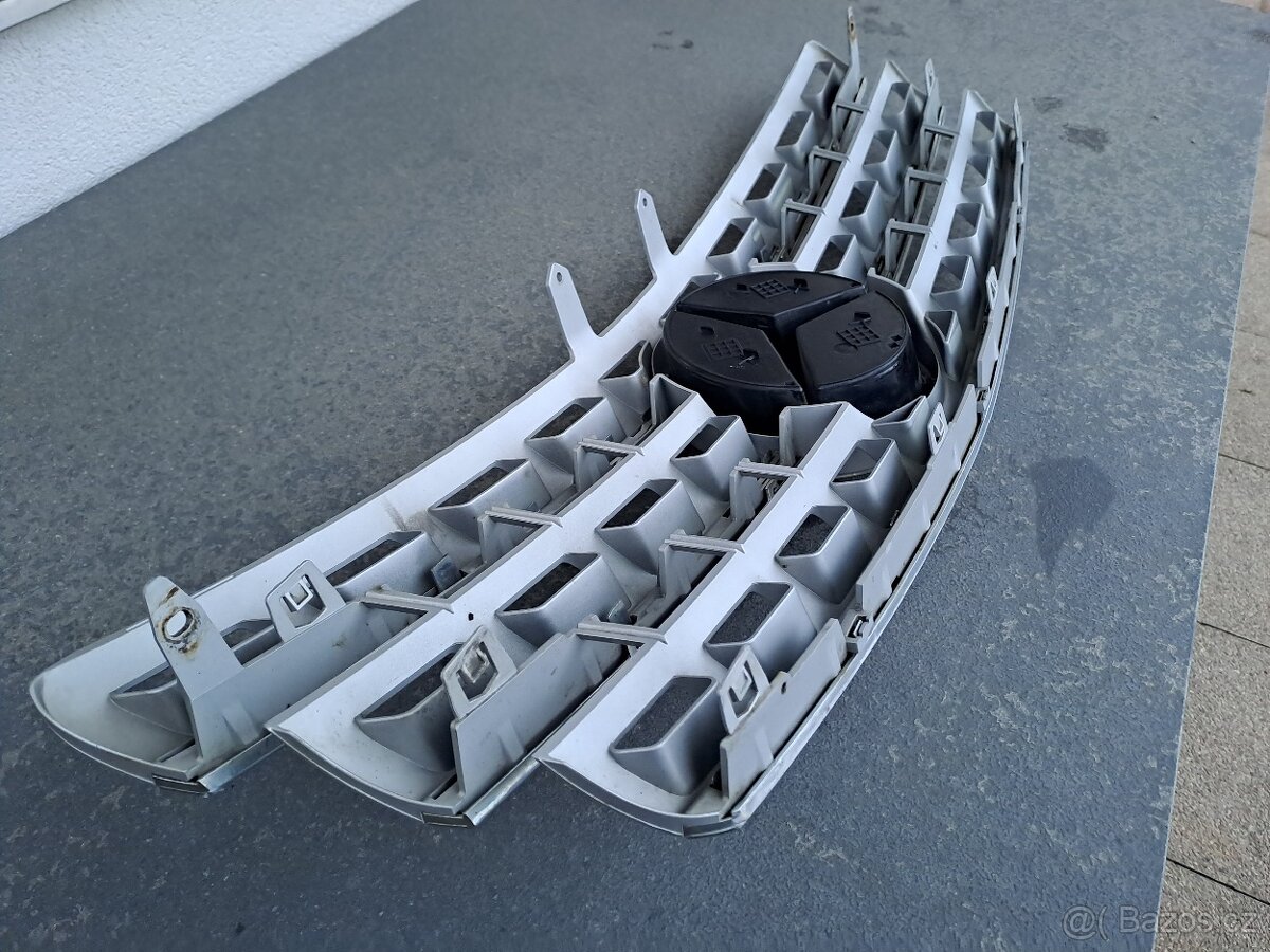 Mřížka chladiče Mercedes Benz ML - 4