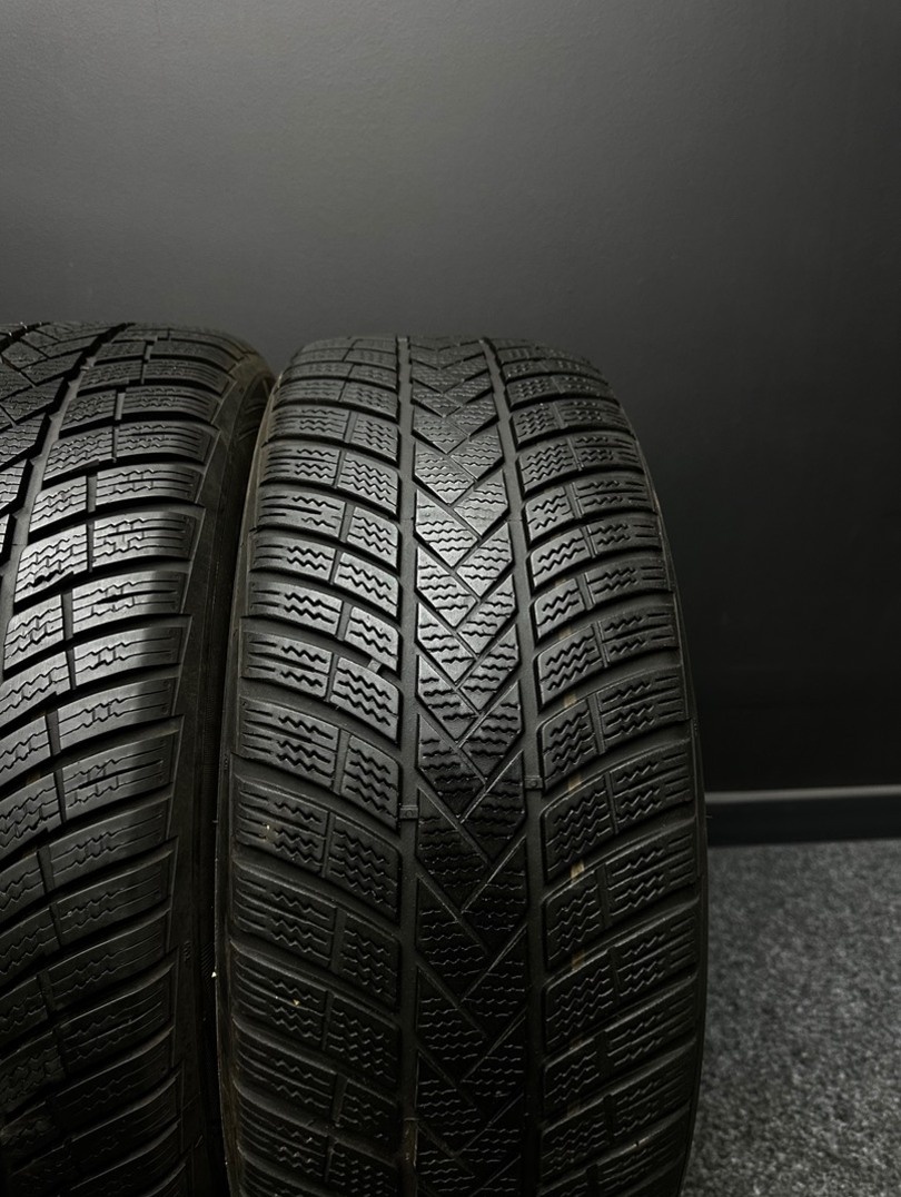 3ks pneu Vredestein 205/55/17 91H - 4