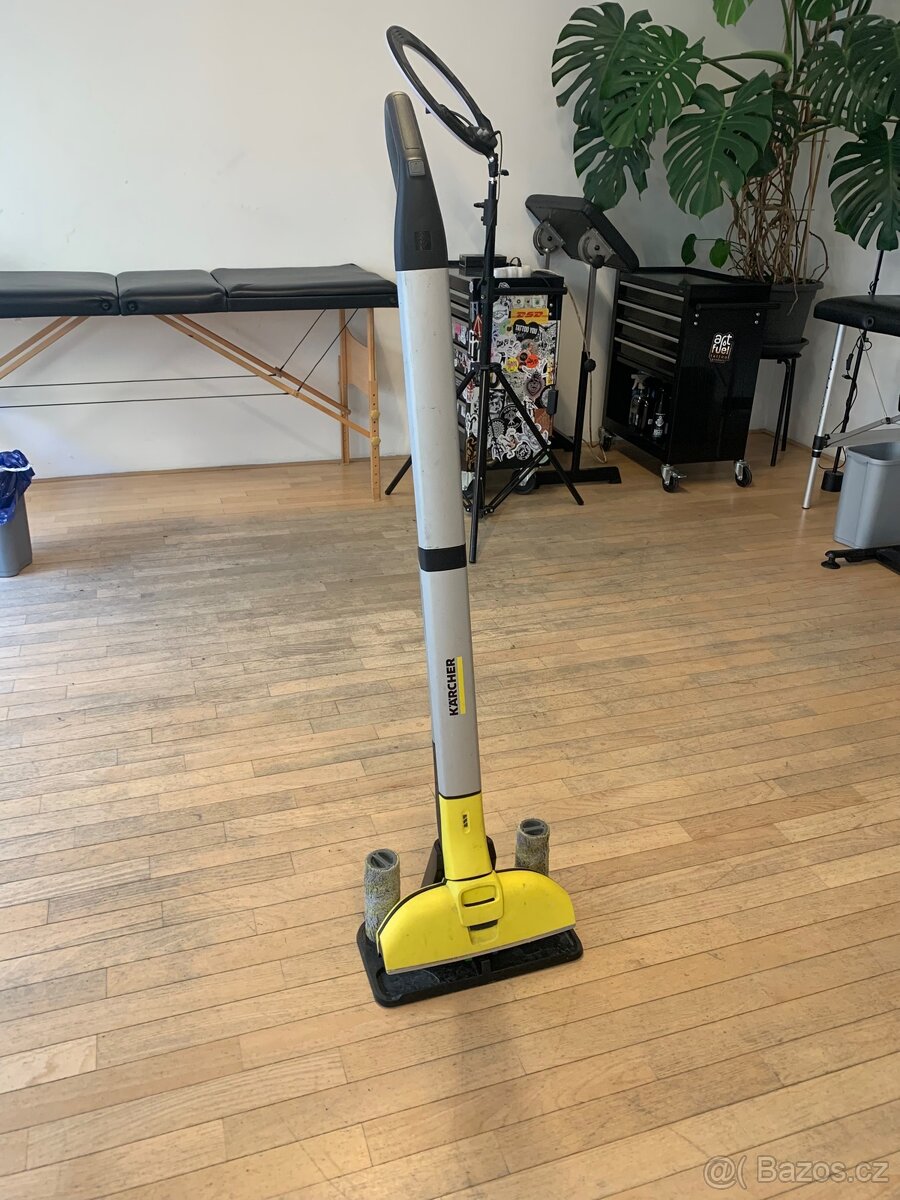 Akumulátorový mop Karcher - 4
