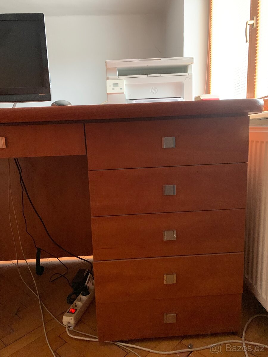 Kancelářský nábytek - 4