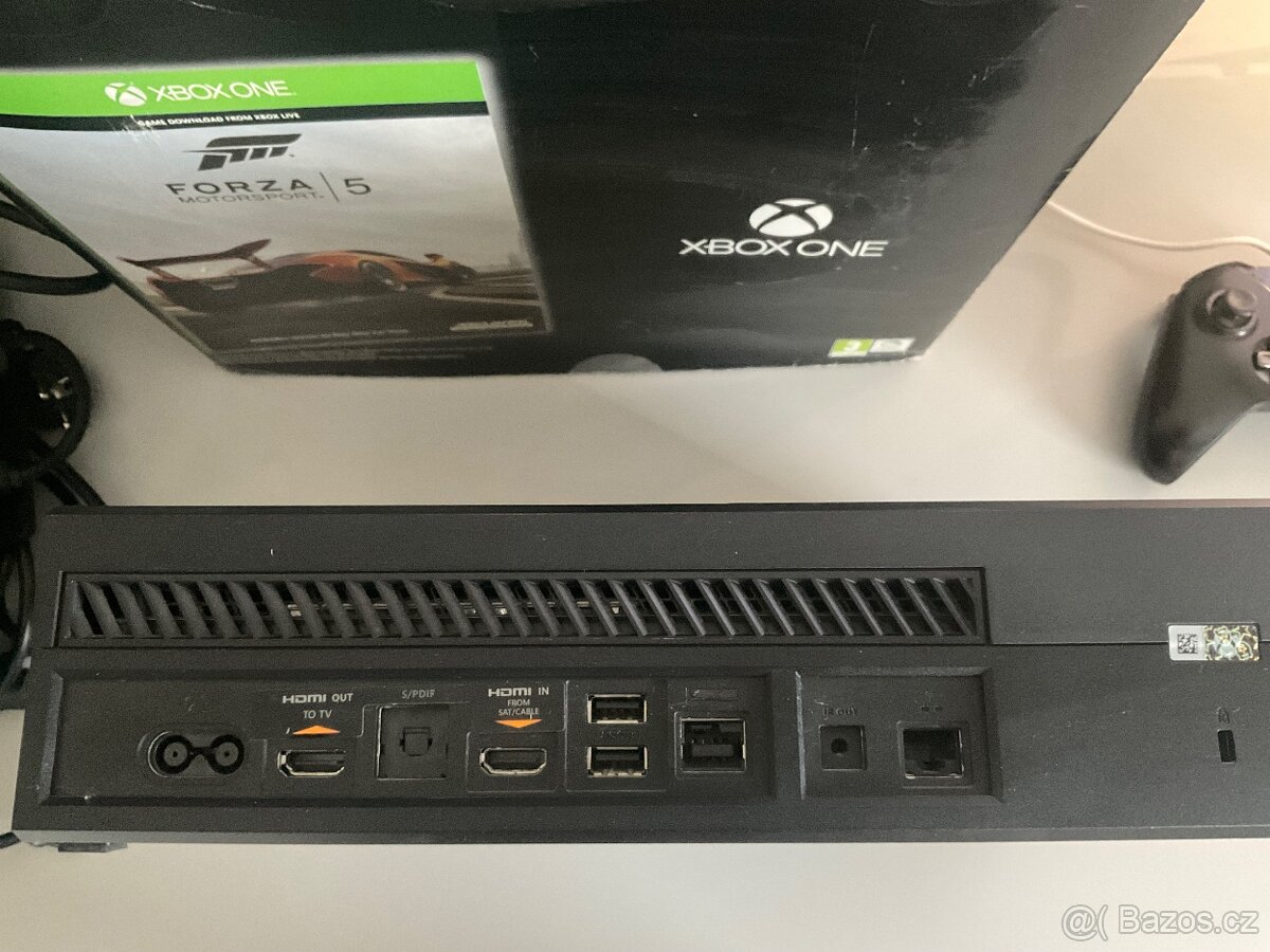 Xbox One 500GB + ovladač + Kinect - 4