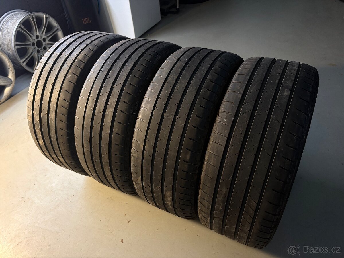 Letní pneu Bridgestone 255/45R19 - 4