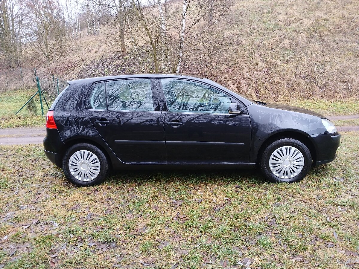 Vw golf5 1.4 55kw benzín Nová STK - 4