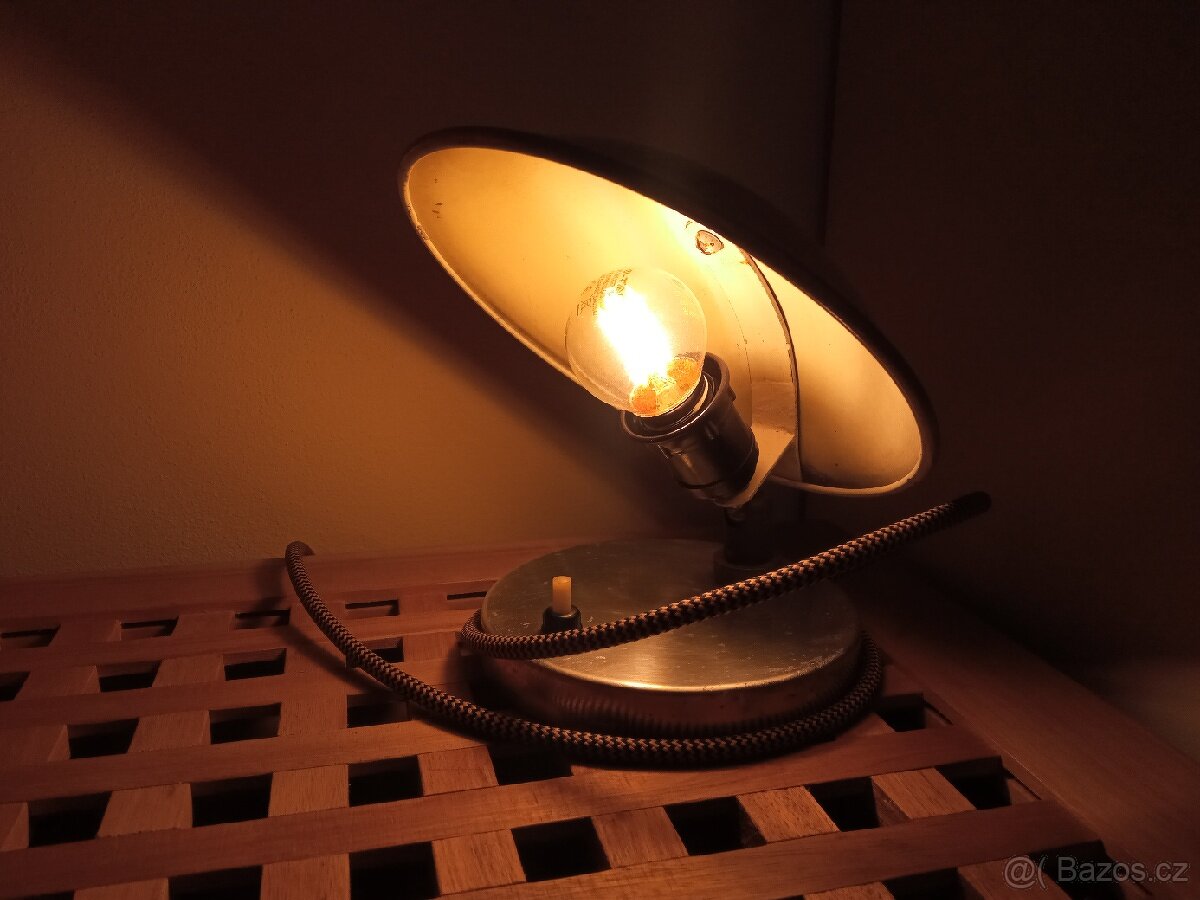 Kovová retro lampička - 4