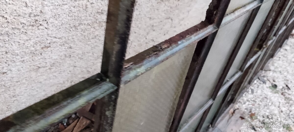 Tovární okno 292x165 - 4