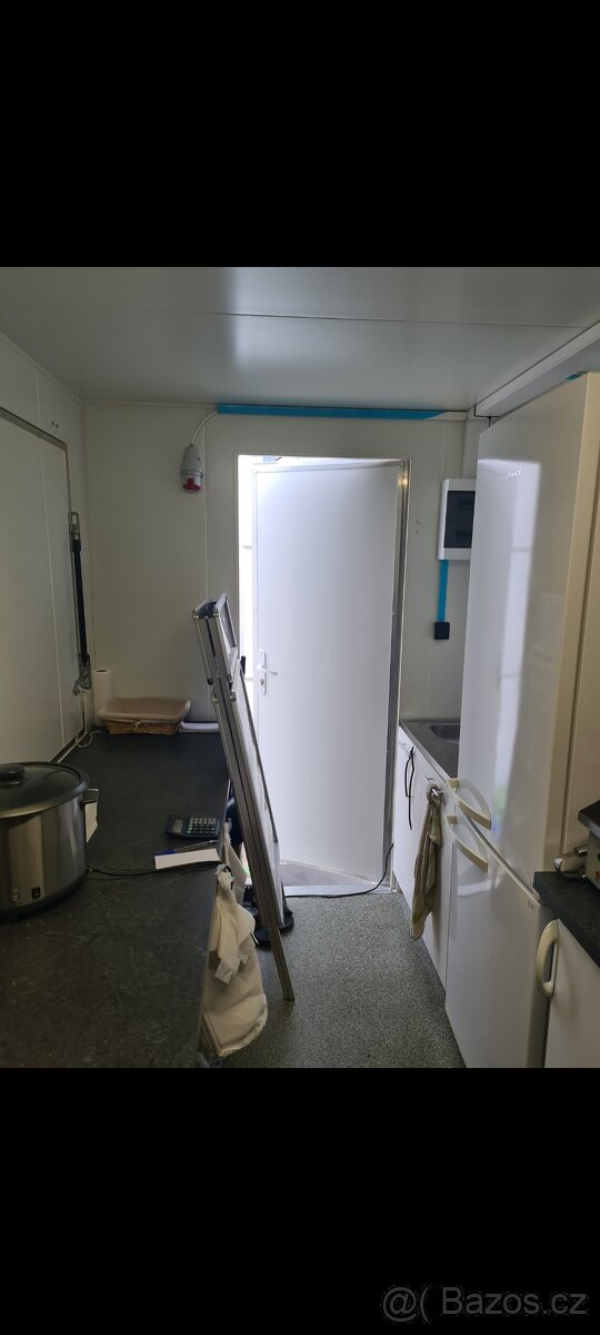 Pojízdný stánek občerstvení - 4