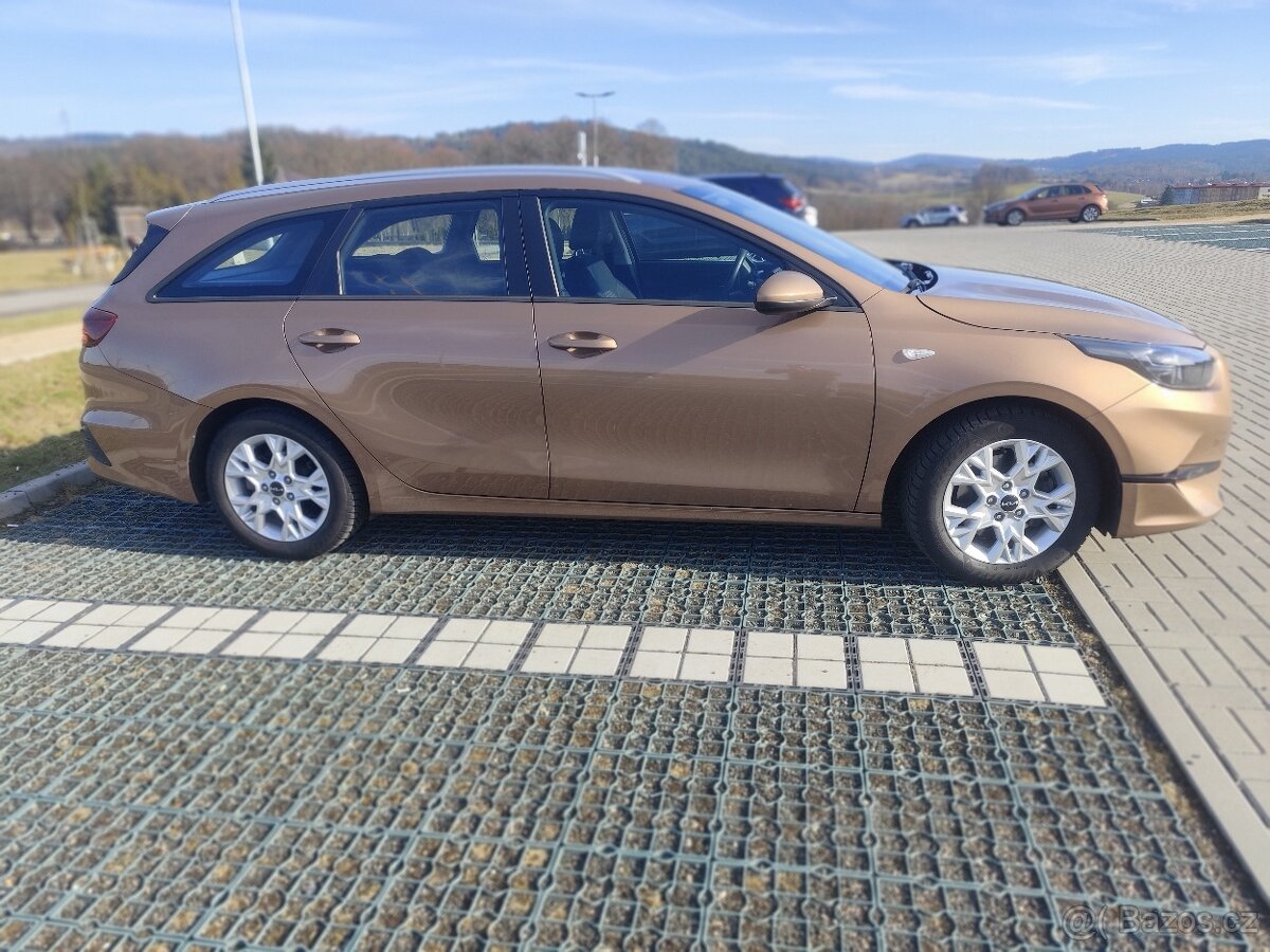 Kia ceed 1.5 T-GDI - 4