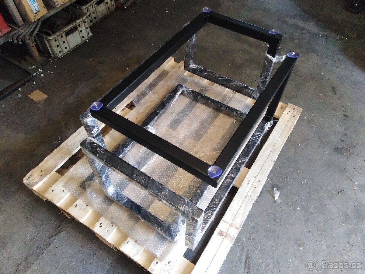 Konferenční stolek - 4