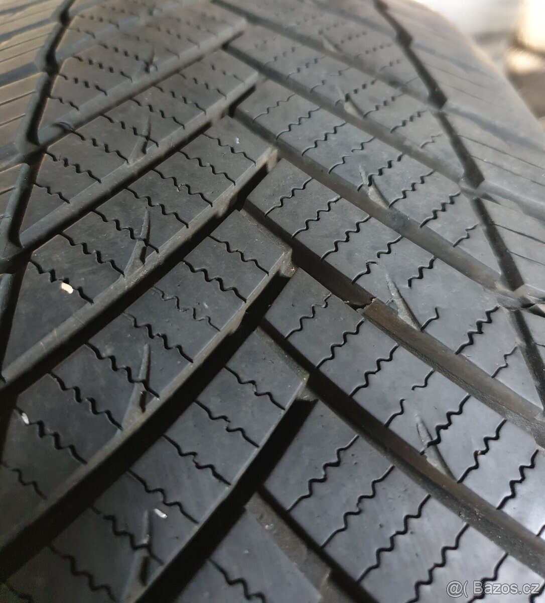 IMPERIAL ALL SEASON DRIVER, 185/60R15. - 4