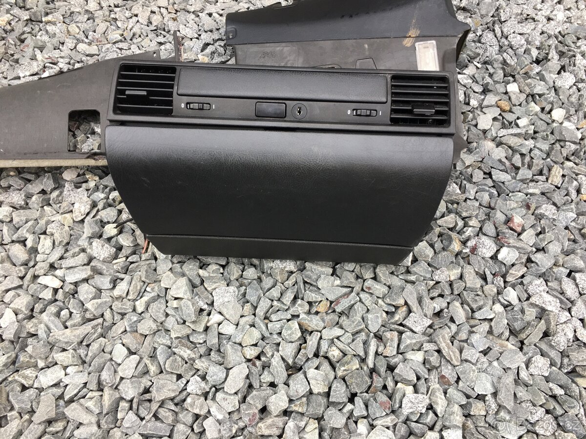 Prodám bmw e36 rûzné díly +interér - 4
