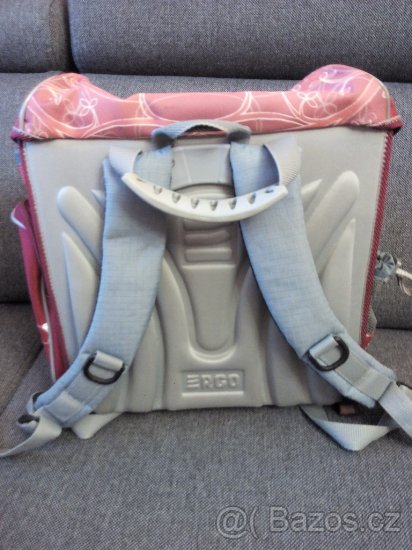 Prodám školní aktovku Topgal - 4