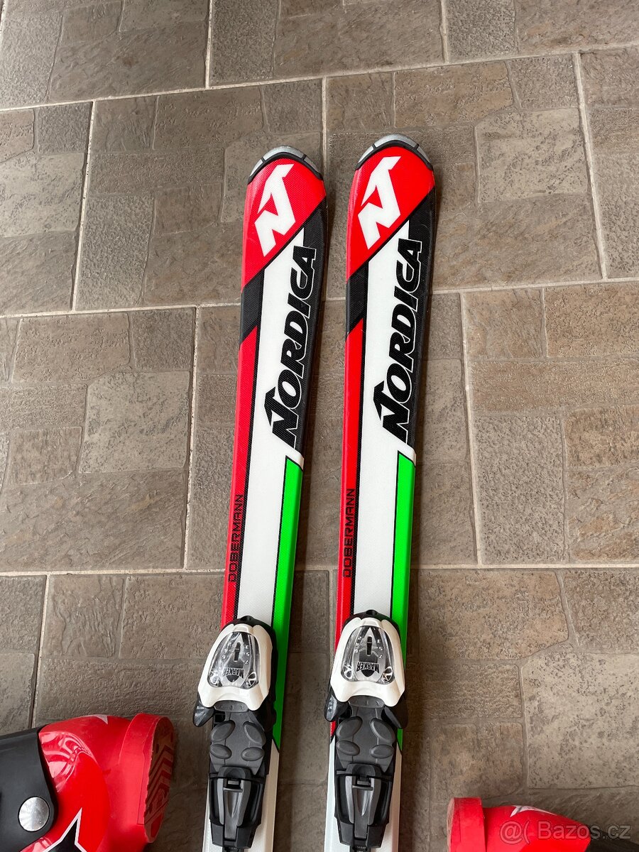 Lyže 140 cm + lyžáky 38-39. Použité jeden týden. - 4