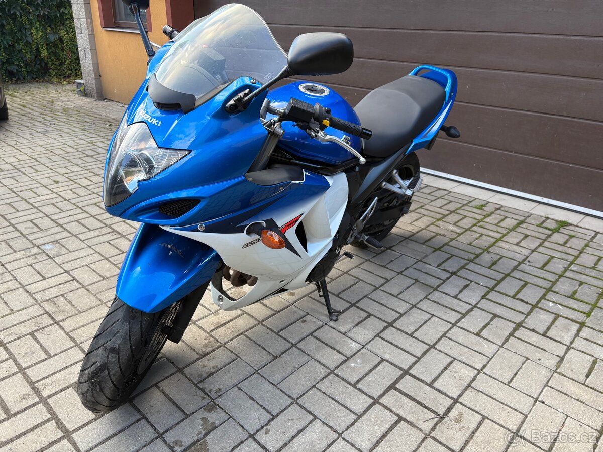 Suzuki GSX650F - 4