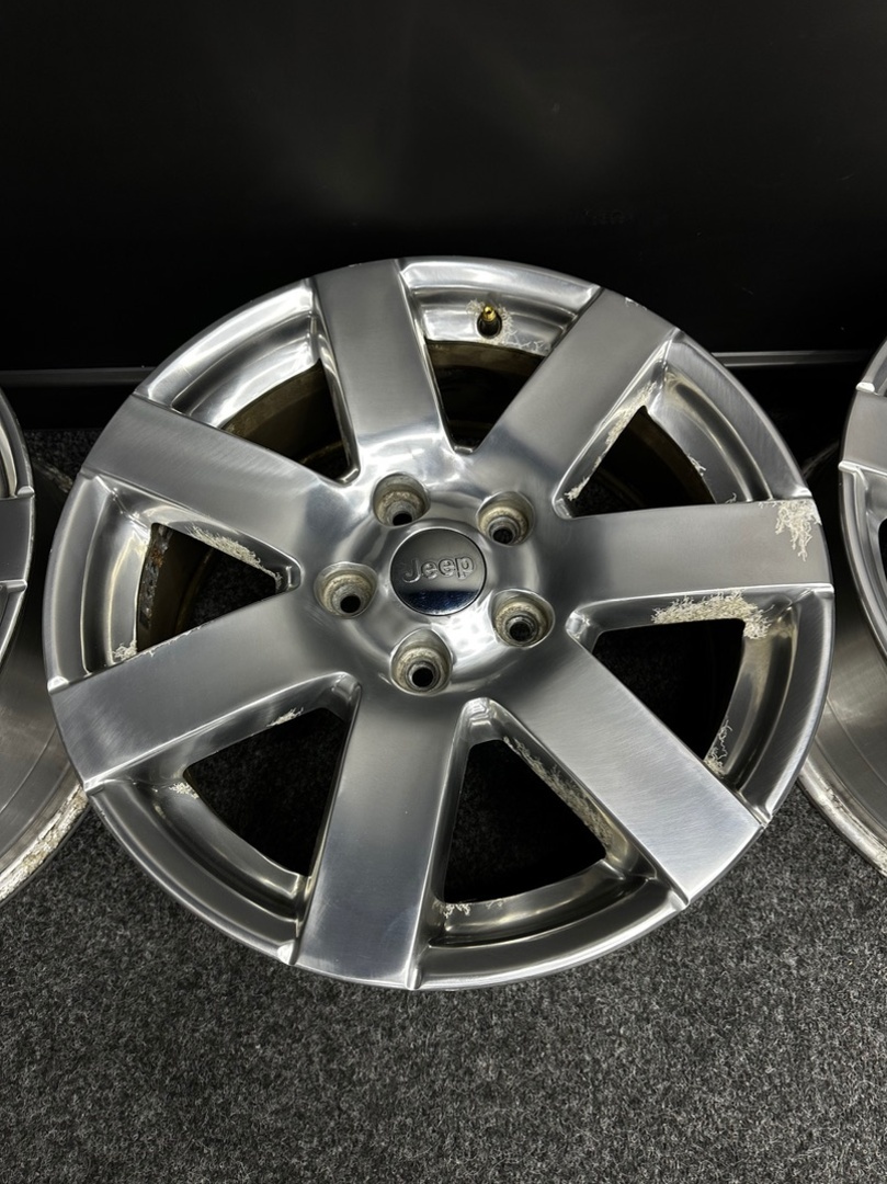 Sada alu Jeep 5x127 18” - 4