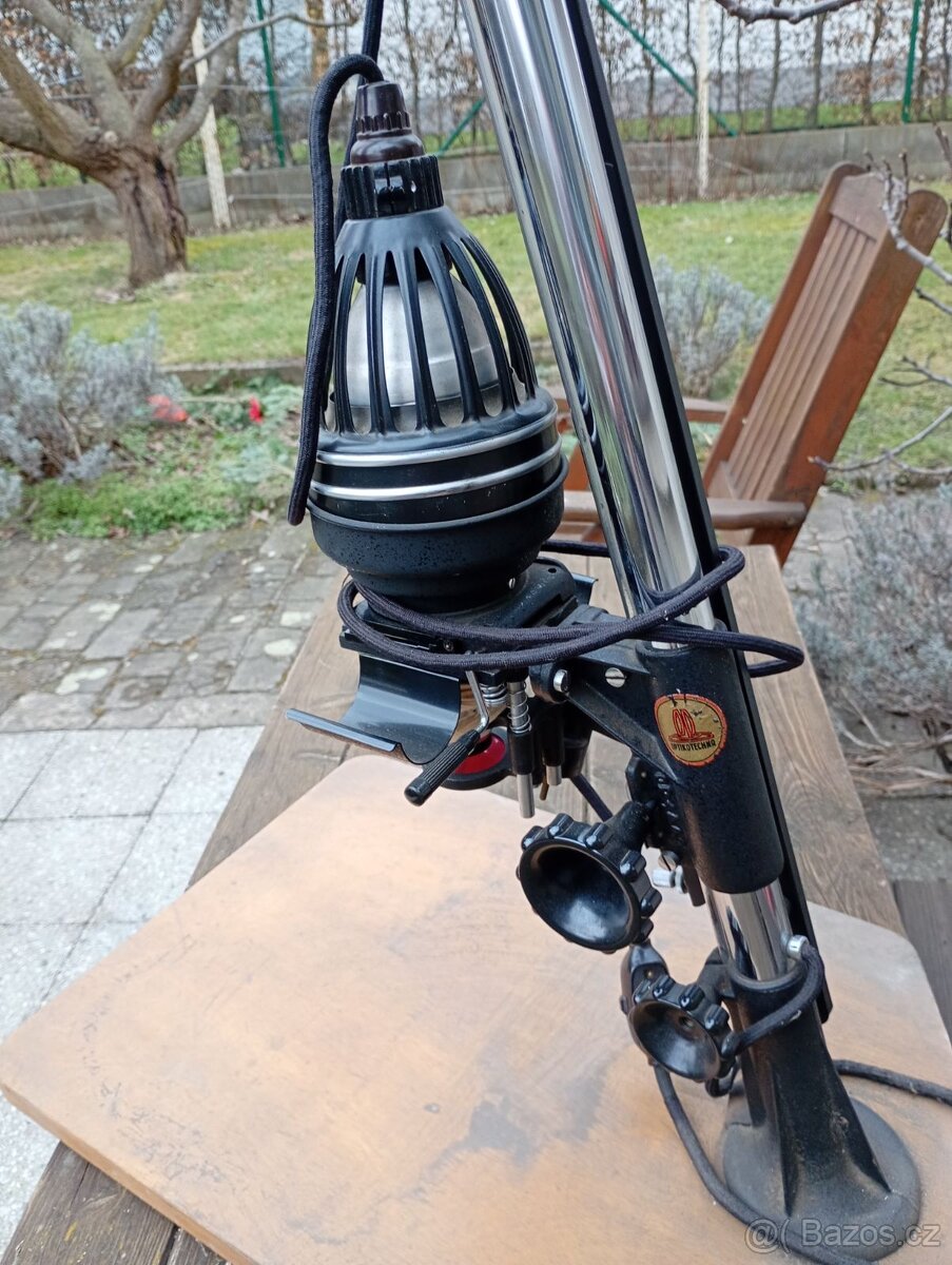 Kompletní set pro vyvolávání fotografií – zvětšovák + příslu - 4