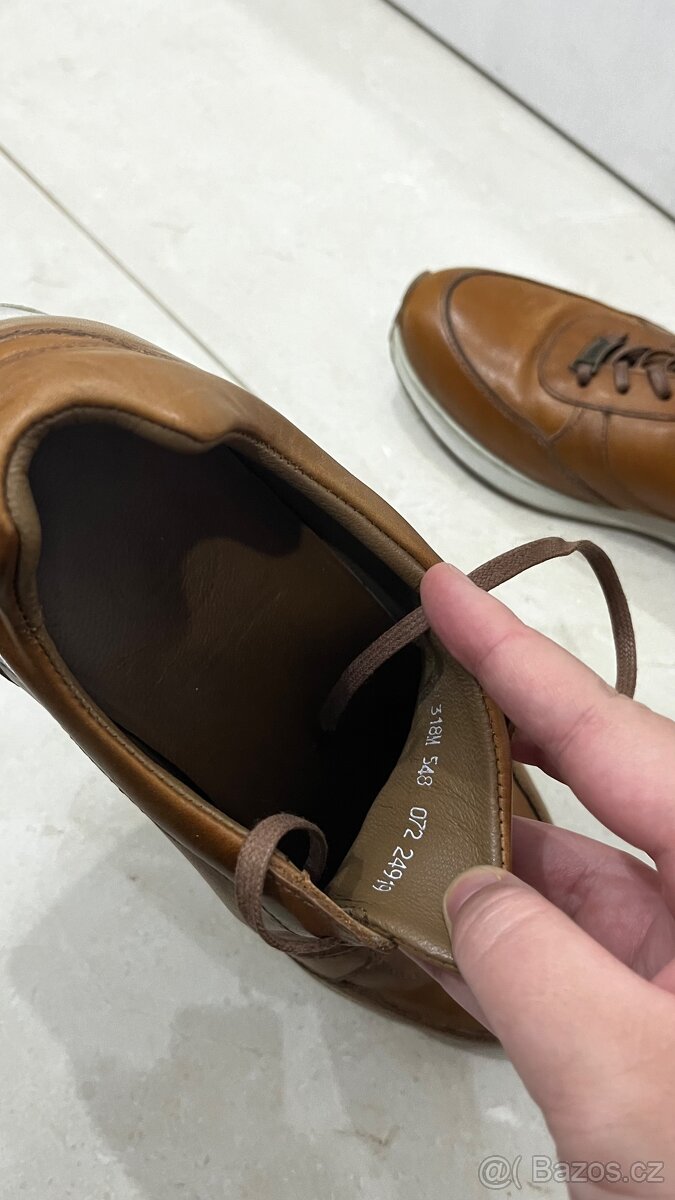 Hnědé kožené tenisky - 4