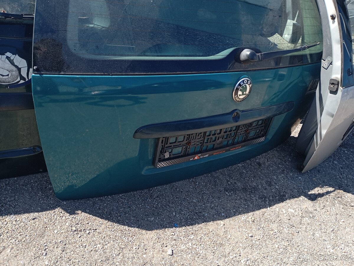 Páté dveře Octavia 1 combi - 4