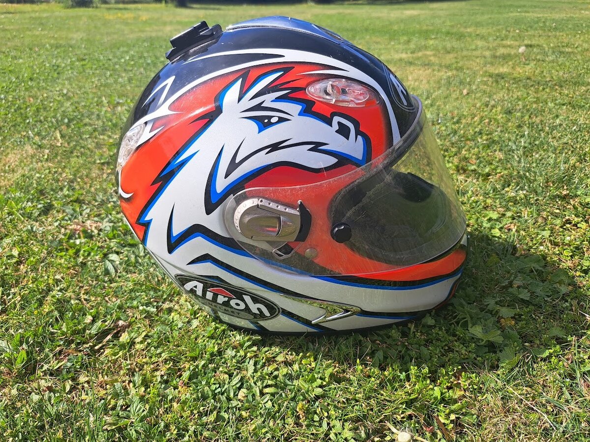 Prodám 2 přilby Airoh - 4