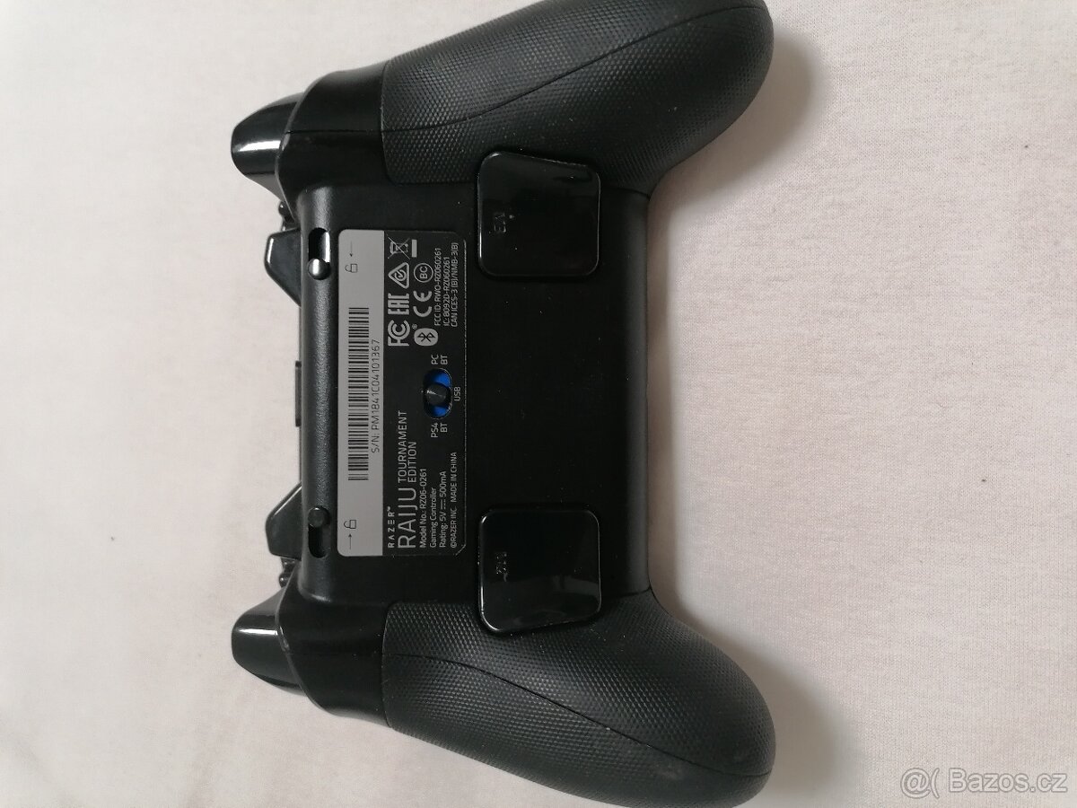 PS4 ovladač - Razer Raiju - 4