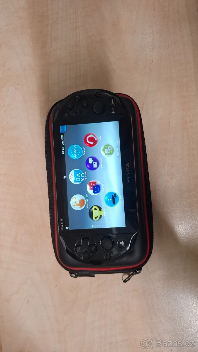 PS Vita - 4