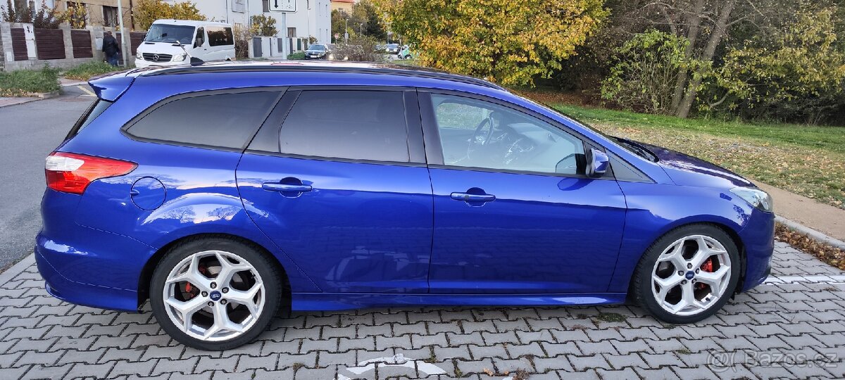 Ford Focus Turnier/kombi ST performance ecoboost - 4