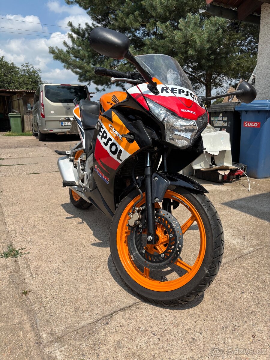Honda cbr 125r - 4