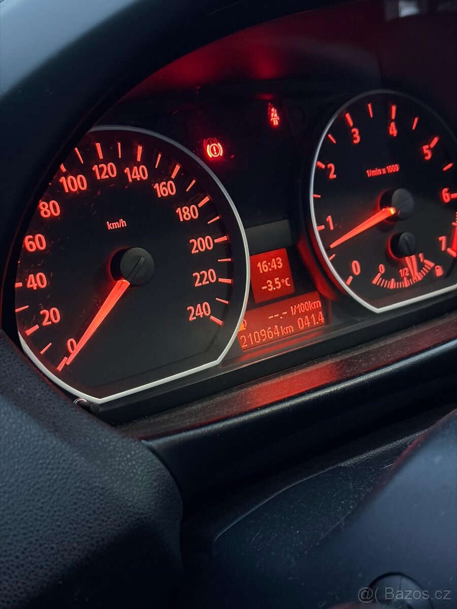BMW e87 118i, 2006 - 4