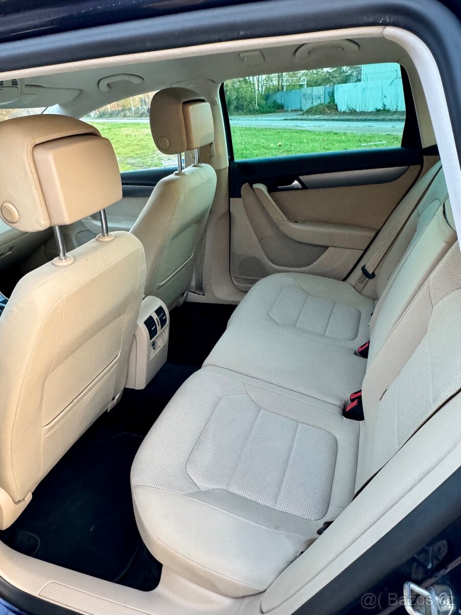 Prodám VW Passat B7 2.0 tdi 103kw DSG - 4