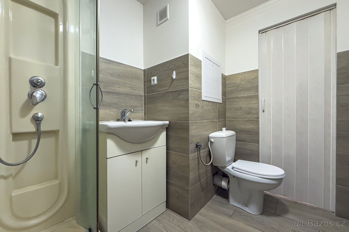 Prodej, byt, 2+1, 67 m², osobní vlastnictví, Chomutov, Bezru - 4