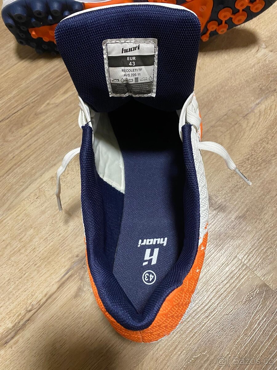 Fotbalové turfy Huari vel. 43 - 4