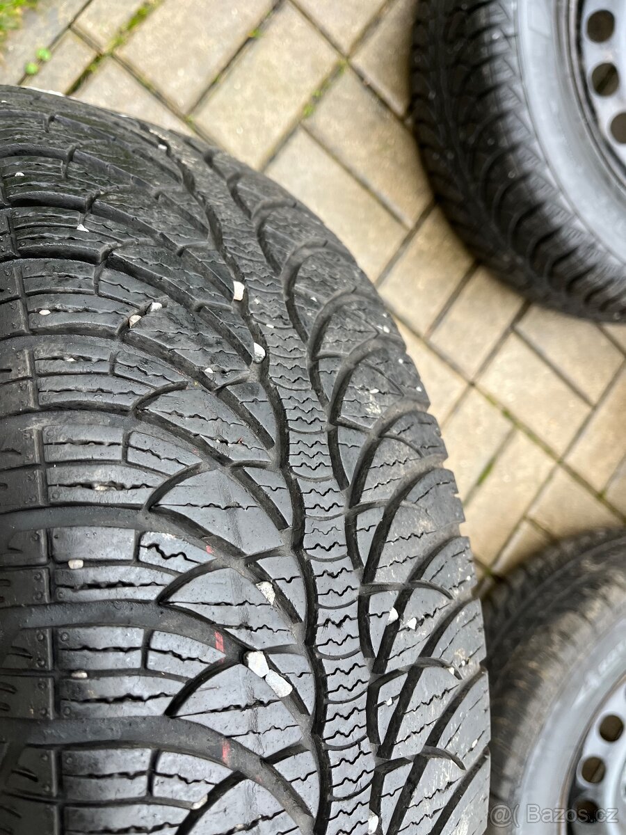 4x plechové disky 5x112 R15, zimní pneu, audi, vw , škoda - 4