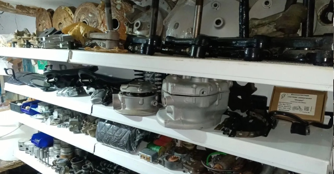 Nové originální náhradní díly z vojenského depozitu - 4