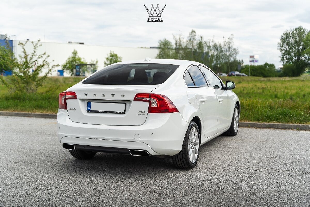 Volvo S60 D4 2.0L Drive-E Kinetic Geartronic - 4