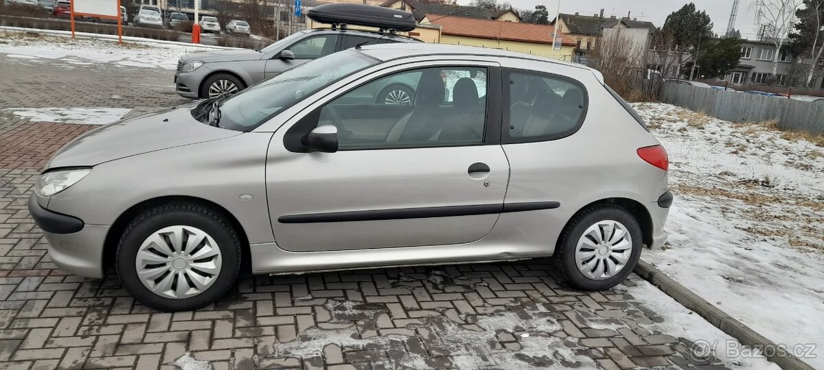Prodám Peugeot 206 1.1 44 kw - 4