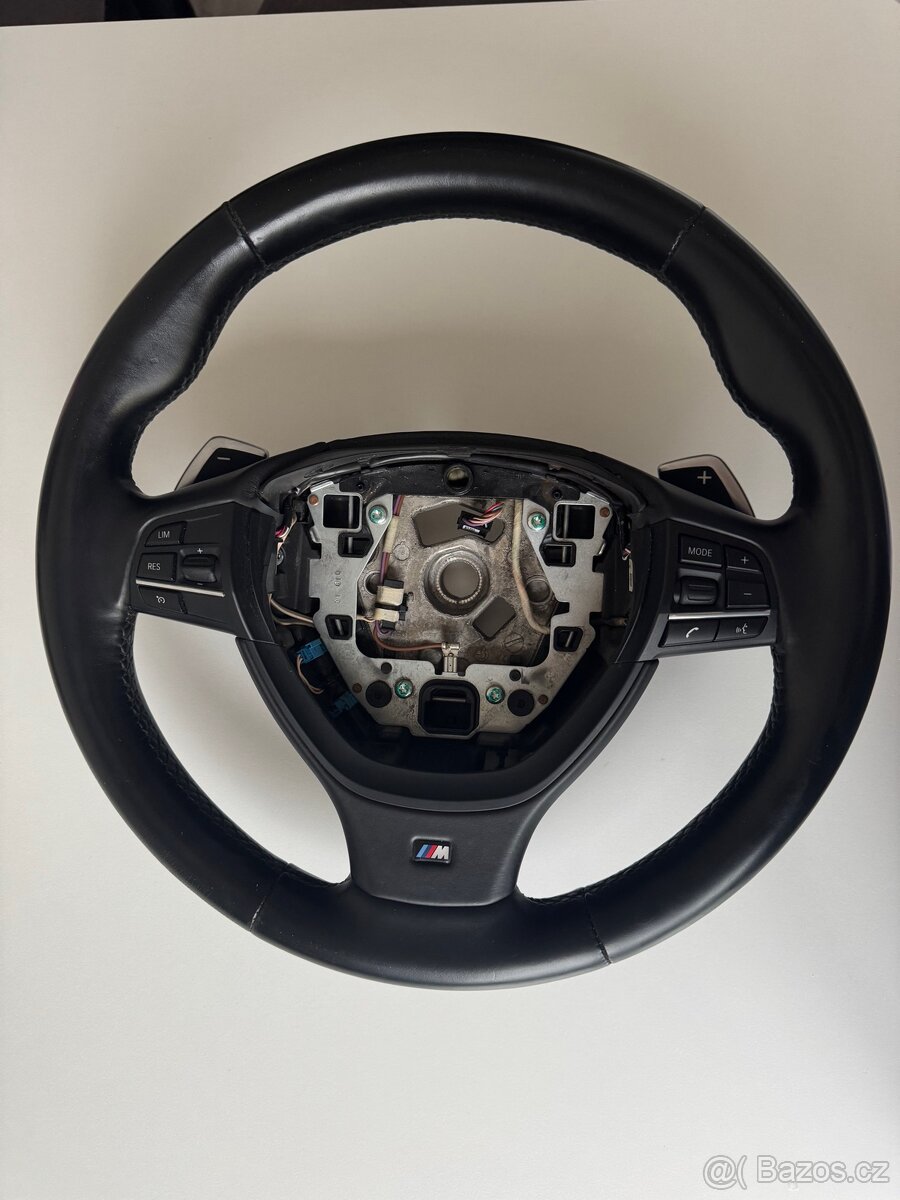 Volant M bmw f10/f11 - 4