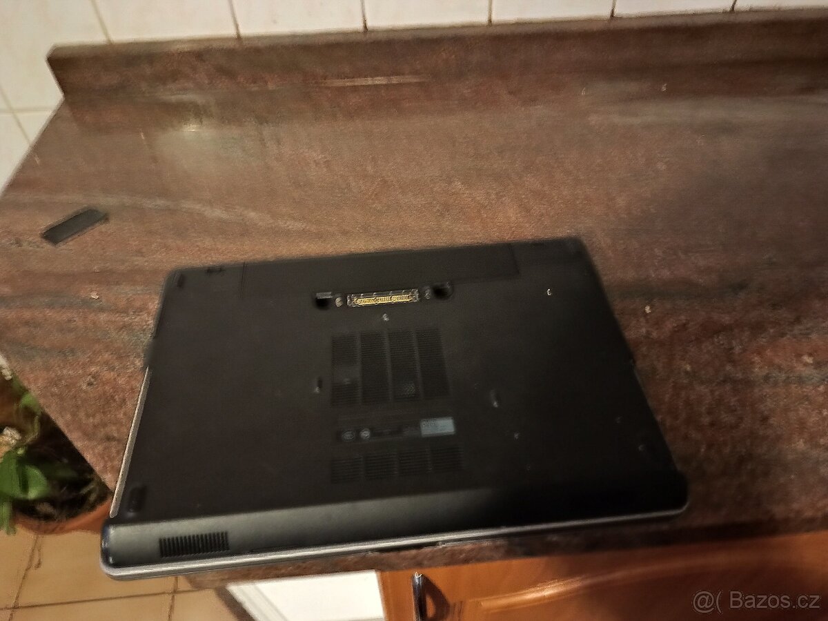 DELL LATITUDE -E6440-i5-Windows11 - 4