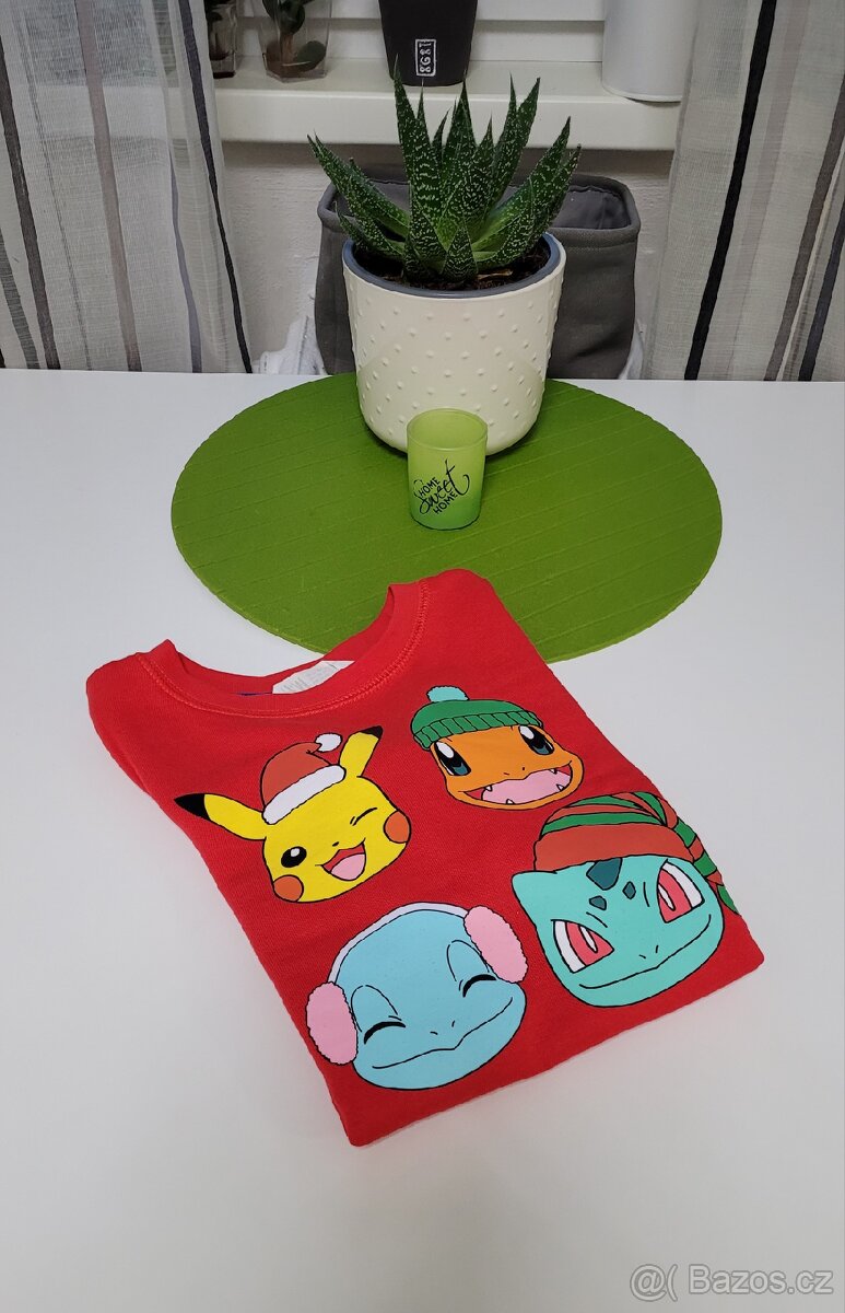 Vánoční mikina H&M 98/104
150 Kč - 4