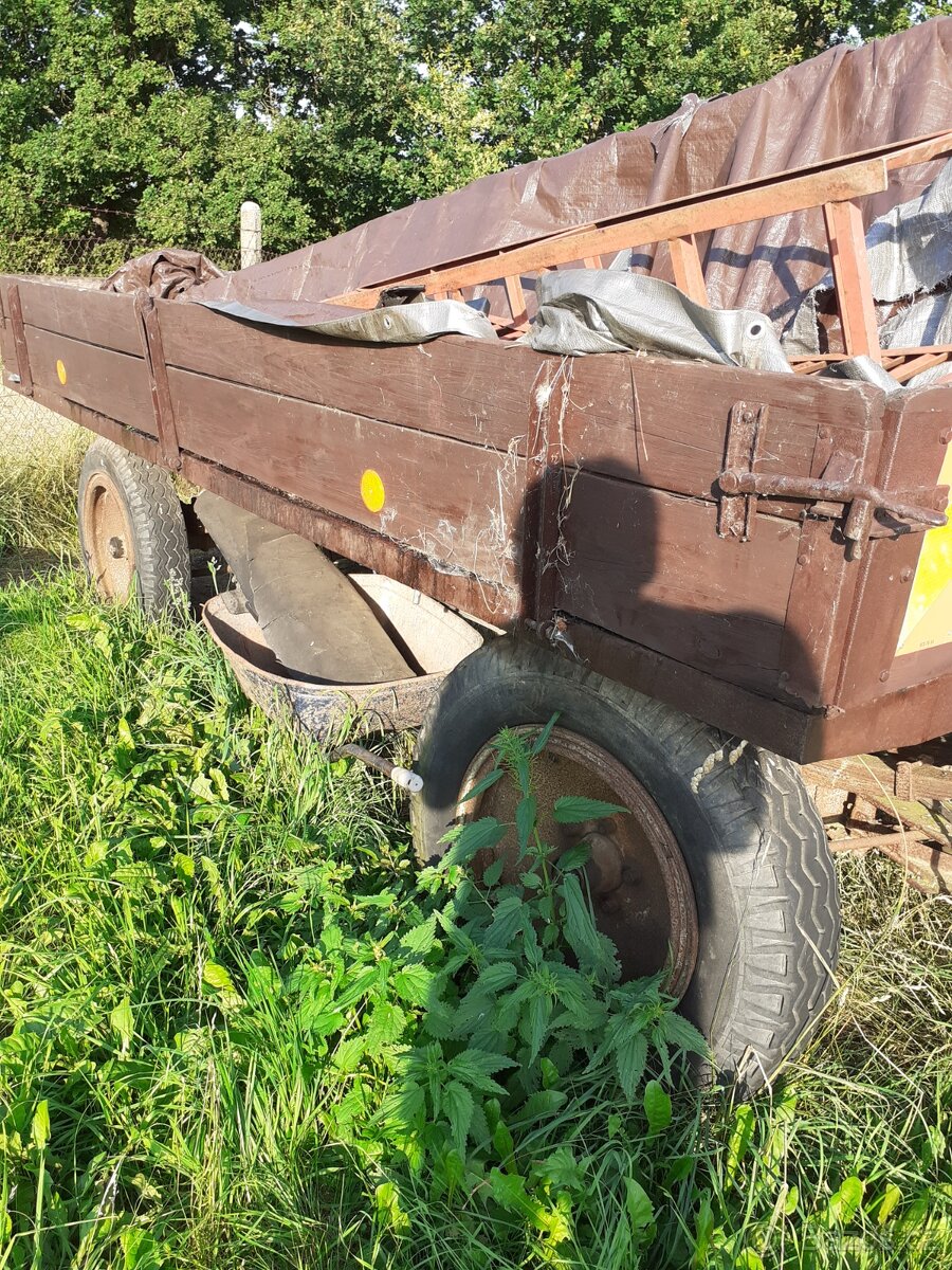 Sklápěcí vlek 3,5t - 4